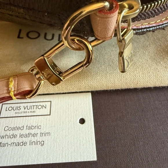 Louis Vuitton Brown Monogram Clutch - Picture 6 of 6